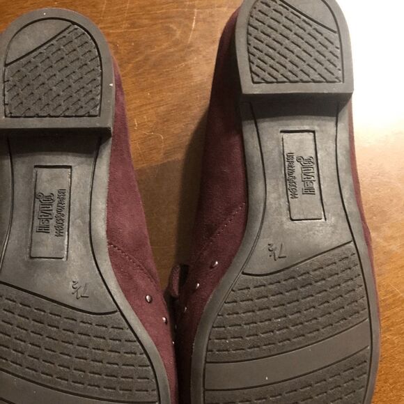 Brash Faux Suede flats shoes size 7.5 - Picture 8 of 8